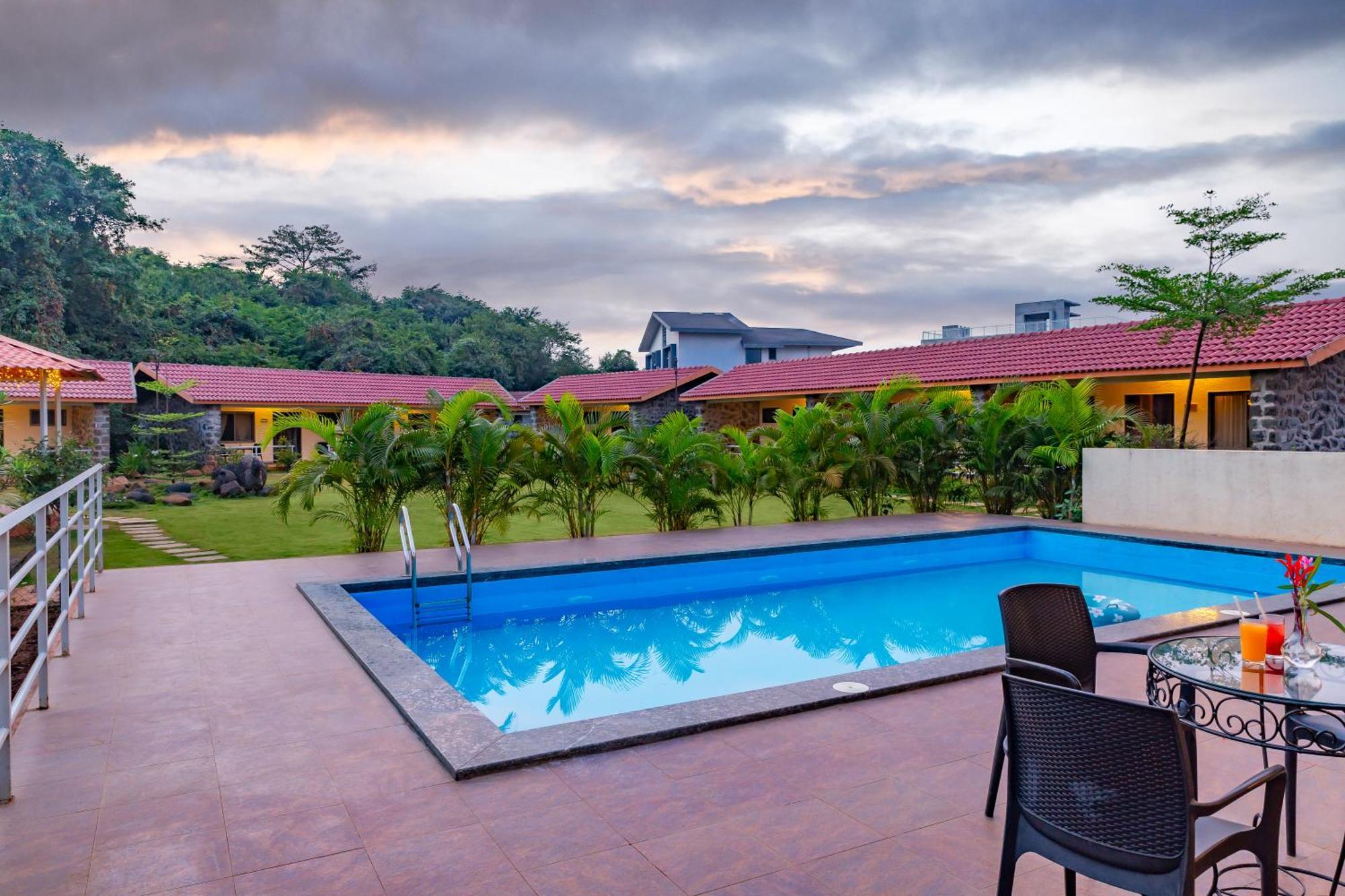 Casa Amora Lonavala Exteriör bild