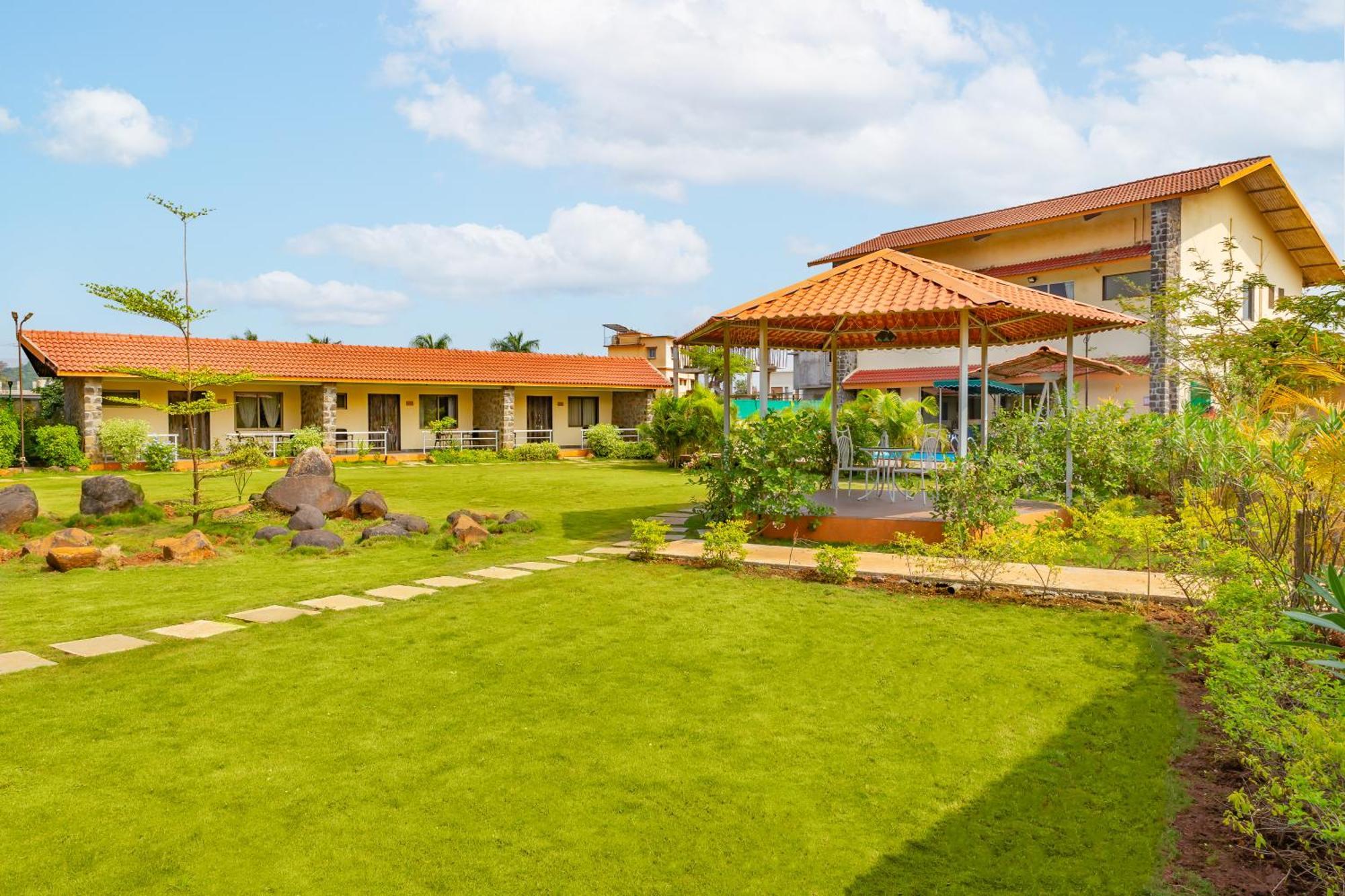 Casa Amora Lonavala Exteriör bild